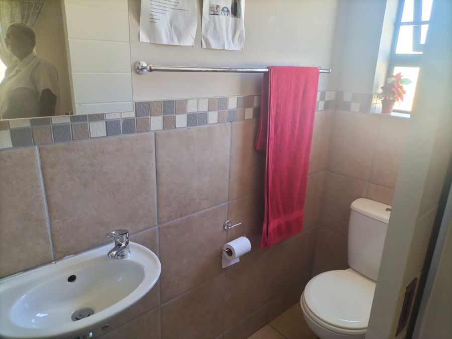 To Let 3 Bedroom Property for Rent in Douglas Valley Free State